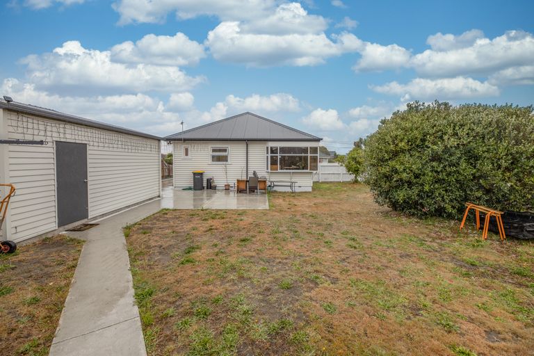 Photo of property in 127 Marlow Road, Aranui, Christchurch, 8061