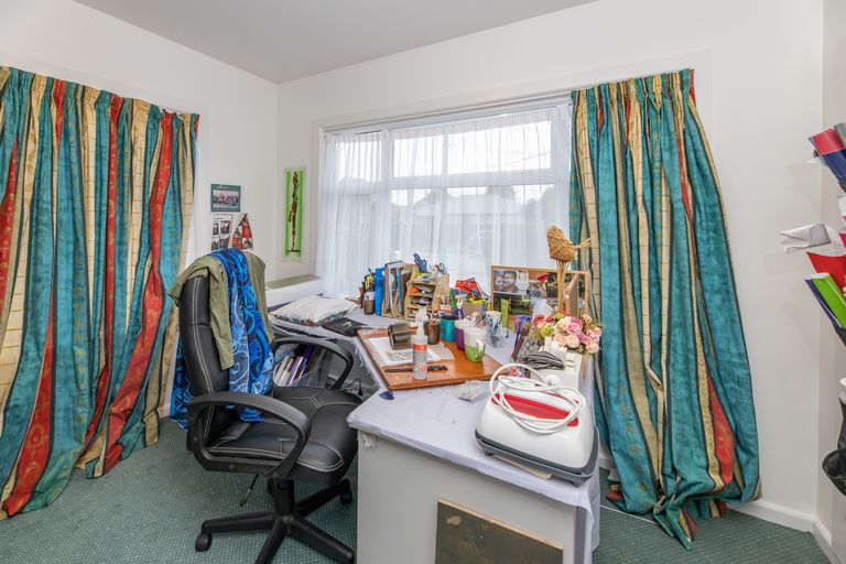 Photo of property in 127 Marlow Road, Aranui, Christchurch, 8061