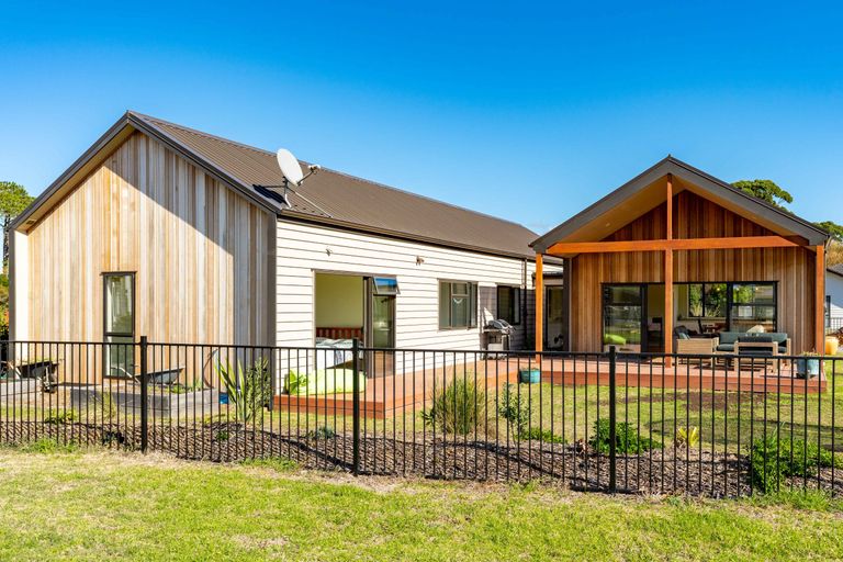 Photo of property in 5 Park Rise, Mangawhai Heads, Mangawhai, 0505