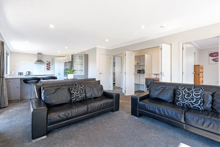 Photo of property in 18 Leon Street, Riverdale, Gisborne, 4010