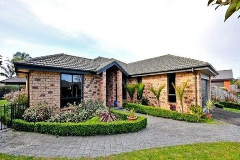 Photo of property in 1 Wiltshire Drive, Huntington, Hamilton, 3210