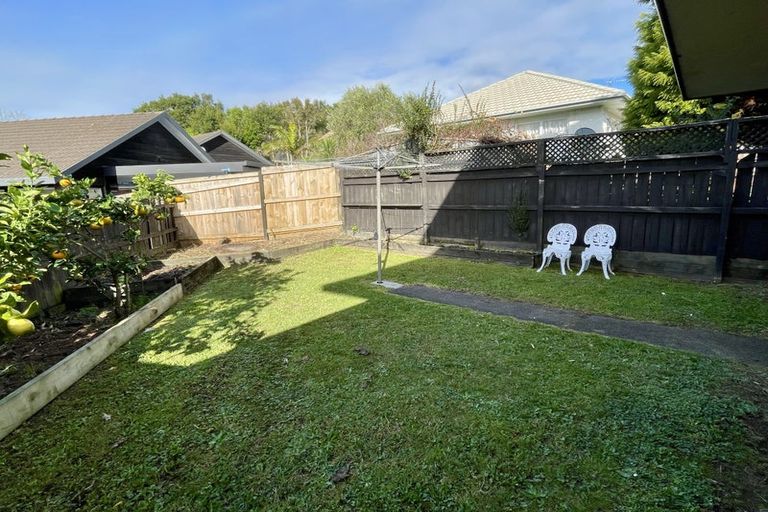 Photo of property in 3/8 Solana Court, Botany Downs, Auckland, 2010