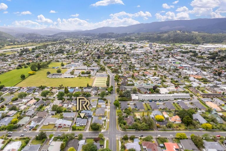 Photo of property in 24 Golders Road, Elderslea, Upper Hutt, 5018