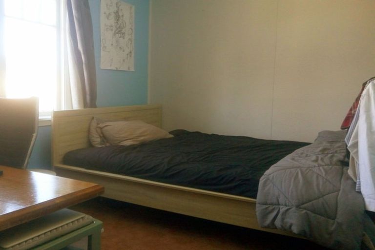 Photo of property in 13 Hall Street, Newtown, Wellington, 6021