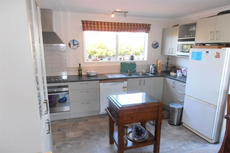 Photo of property in 2/18 Heaphy Place, Casebrook, Christchurch, 8051