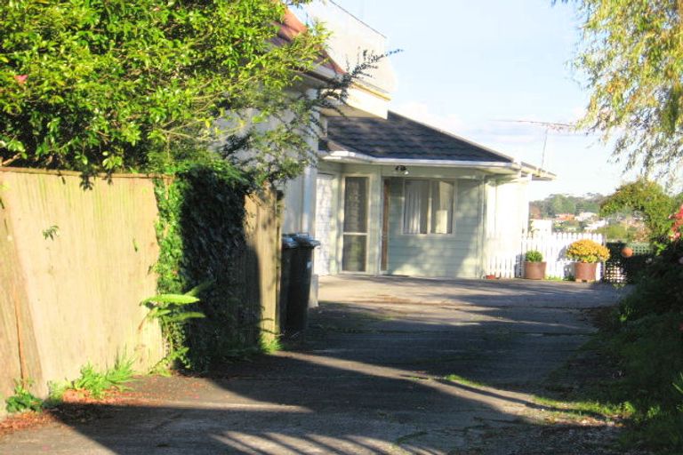 Photo of property in 1/74 Sunrise Avenue, Mairangi Bay, Auckland, 0630