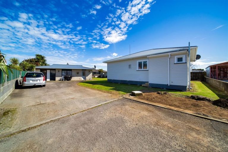 Photo of property in 219a Parklands Avenue, Bell Block, New Plymouth, 4312
