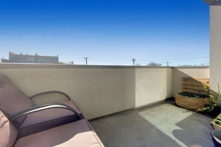 Photo of property in 465 Barbadoes Street, Edgeware, Christchurch, 8013