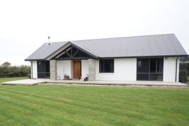 Photo of property in 1775 South Eyre Road, Eyrewell, Rangiora, 7476