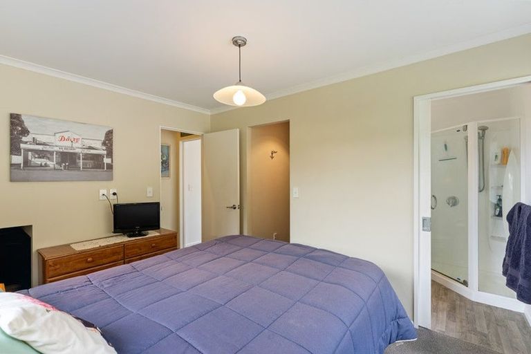Photo of property in 132 Mangaone Road, Hautere, Otaki, 5582
