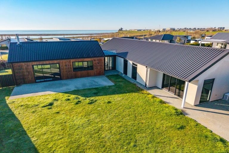 Photo of property in 8 Lancewood Terrace, Oceanview, Timaru, 7910
