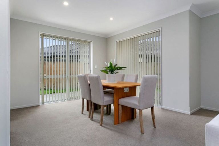 Photo of property in 16 Jasmine Place, Cambridge, 3434