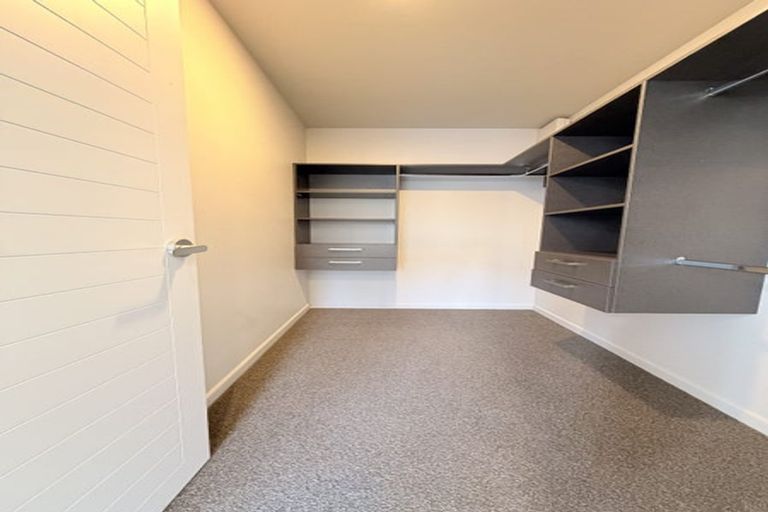 Photo of property in 70 Laurel Oak Drive, Schnapper Rock, Auckland, 0632