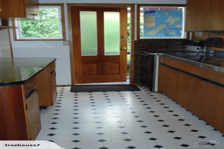 Photo of property in 8/244 Onewa Road, Birkenhead, Auckland, 0626