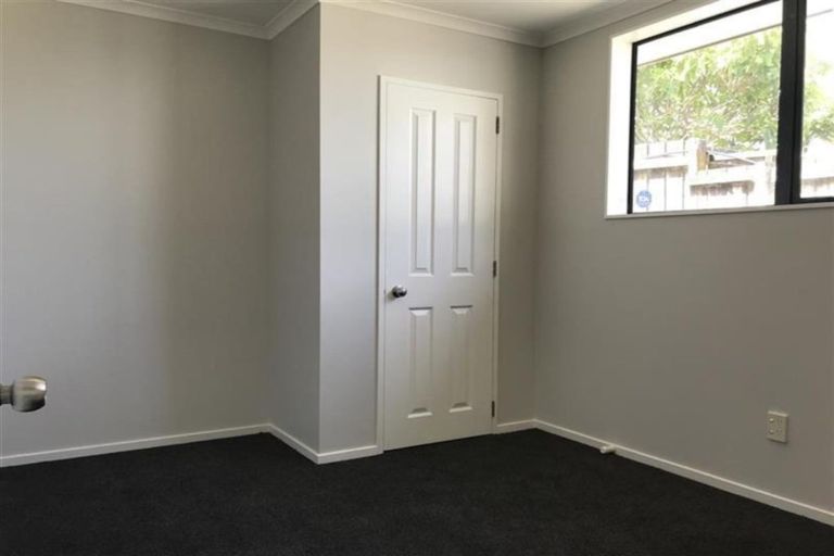 Photo of property in 14 Frederick Reece Drive, The Gardens, Auckland, 2105