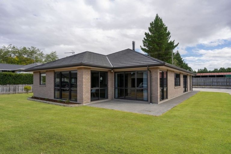 Photo of property in 6 Elmstead Lane, Greytown, 5794