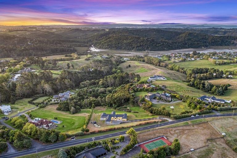 Photo of property in 145 Okura River Road, Okura, Albany, 0792