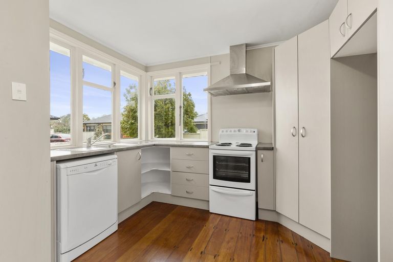 Photo of property in 124 Clarkin Road, Fairfield, Hamilton, 3214