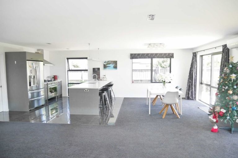 Photo of property in 9 Gosling Crescent, Halswell, Christchurch, 8025