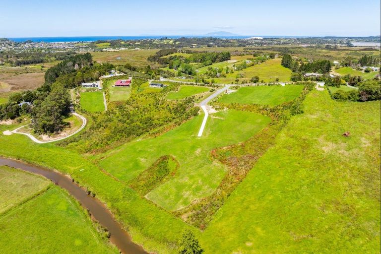 Photo of property in 2136c Cove Road, Mangawhai, 0573