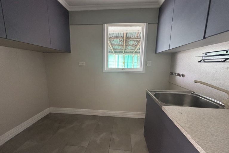 Photo of property in 17 Stuckey Street, Levin, 5510