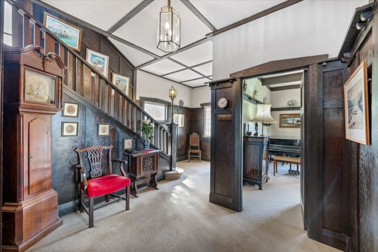 Photo of property in 3 Cambridge Terrace, Devonport, Auckland, 0624