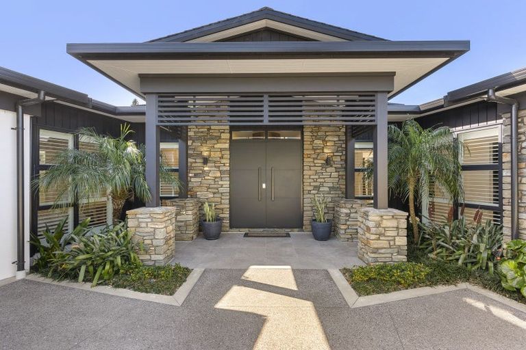 Photo of property in 76 Bramley Drive, Farm Cove, Auckland, 2012