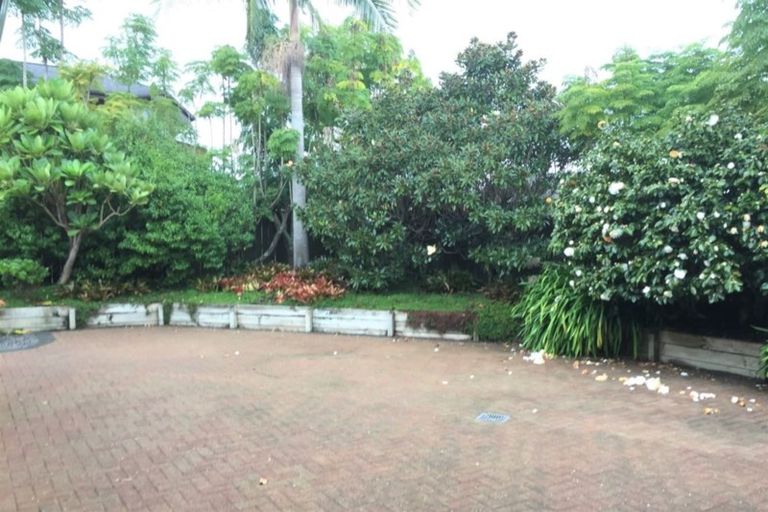 Photo of property in 22 Starlight Cove, Hobsonville, Auckland, 0618