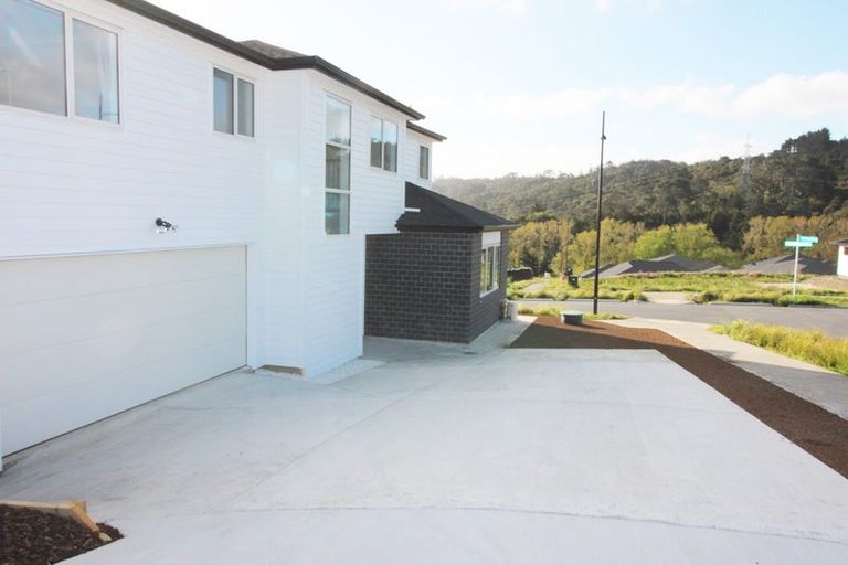 Photo of property in 80 Jeroboam Loop, Kumeu, 0810