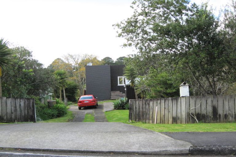 Photo of property in 684 Huia Road, Parau, Auckland, 0604