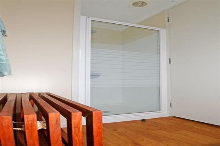 Photo of property in 39 Waimea Road, Waikanae Beach, Waikanae, 5036