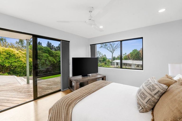 Photo of property in 14 Wade Place, Welcome Bay, Tauranga, 3175