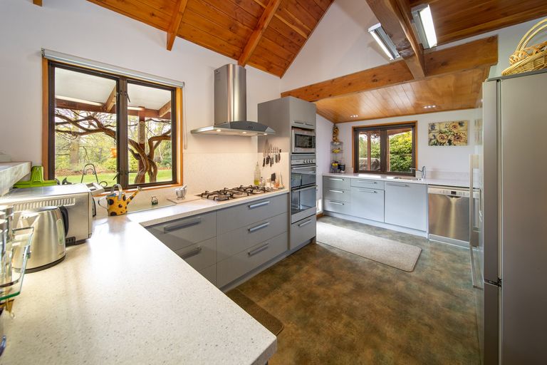 Photo of property in 70 Ferris Road, Springvale, Alexandra, 9393