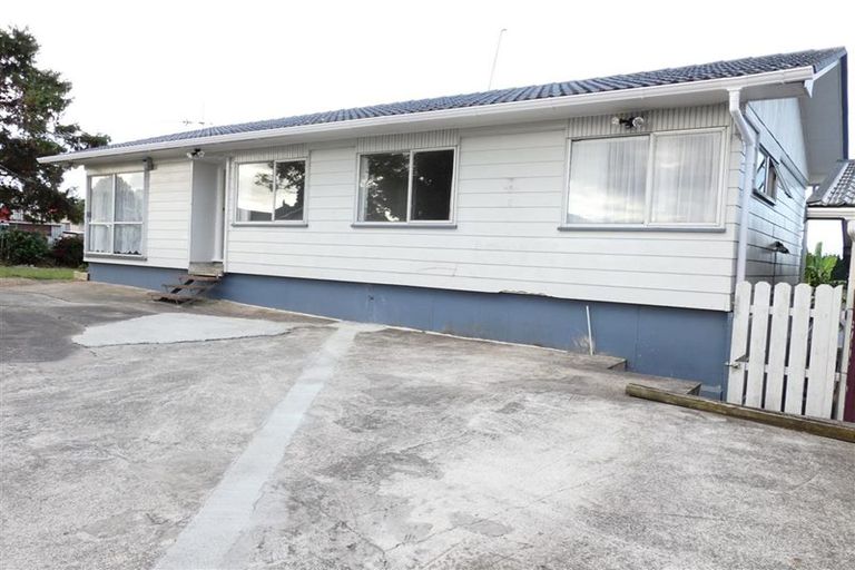 Photo of property in 38 Alabaster Drive, Papatoetoe, Auckland, 2025