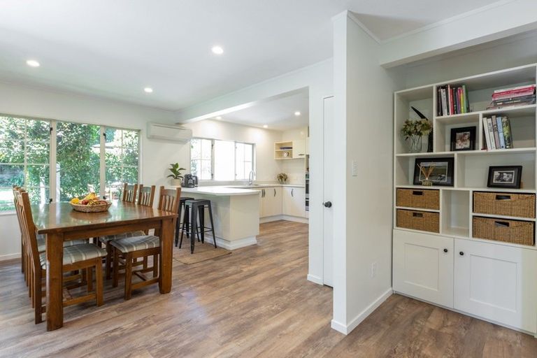 Photo of property in 6 Reynolds Road, Havelock North, 4130