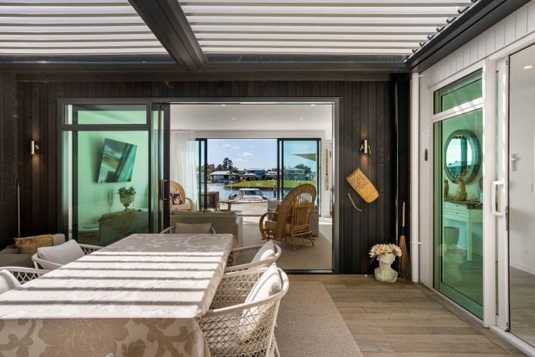 Photo of property in 124 Motu Hei, Pauanui, Hikuai, 3579