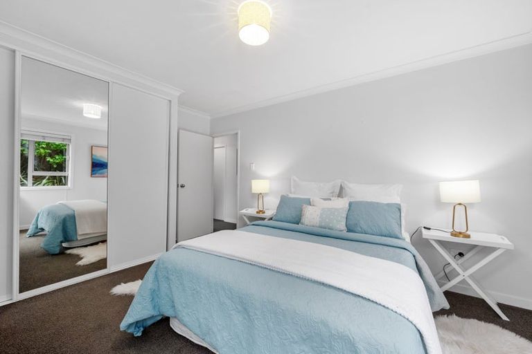 Photo of property in 431 Don Buck Road, Massey, Auckland, 0614