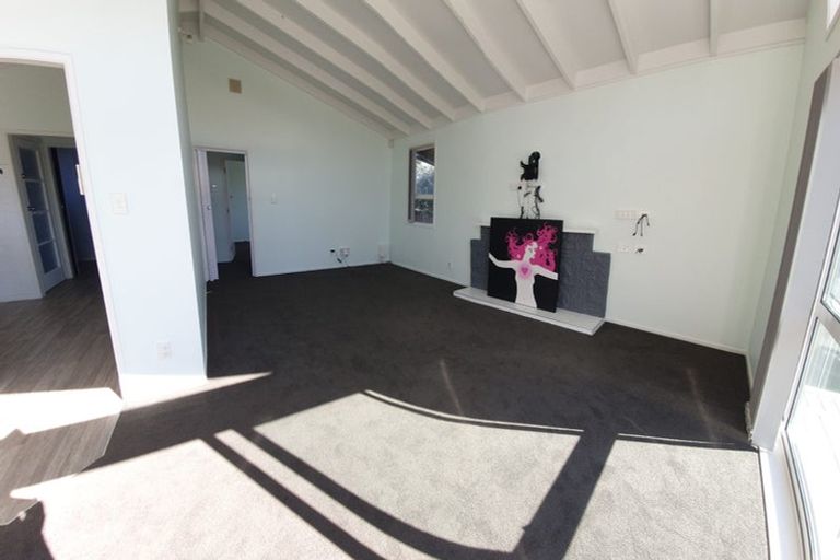 Photo of property in 32 Mervan Street, Mangere East, Auckland, 2024