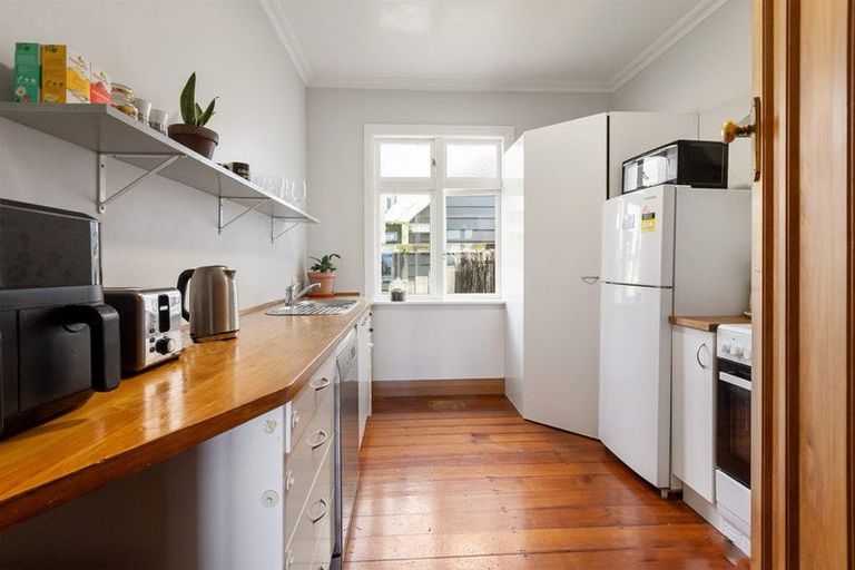 Photo of property in 95 Rodrigo Road, Melrose, Wellington, 6023