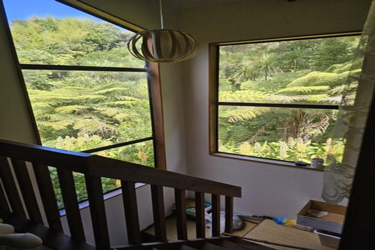 Photo of property in 34 Peach Road, Glenfield, Auckland, 0629