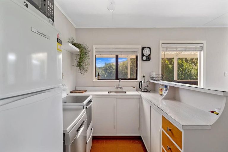 Photo of property in 188 Pukehina Parade, Pukehina, 3189