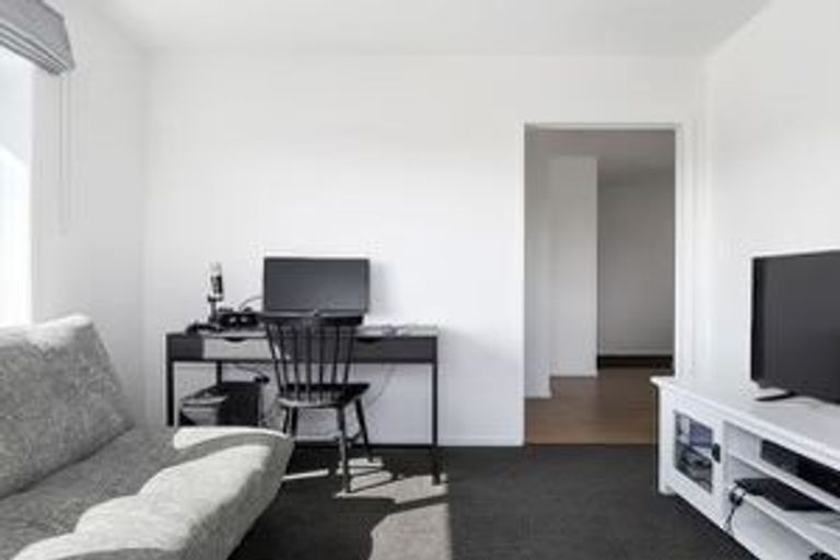 Photo of property in 16 Charlotte Drive, Omokoroa, 3114