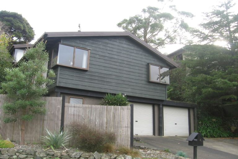 Photo of property in 6 Mizzen Place, Whitby, Porirua, 5024
