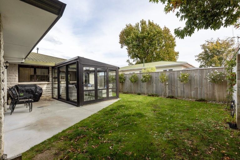 Photo of property in 1 Tern Place, Hokowhitu, Palmerston North, 4410
