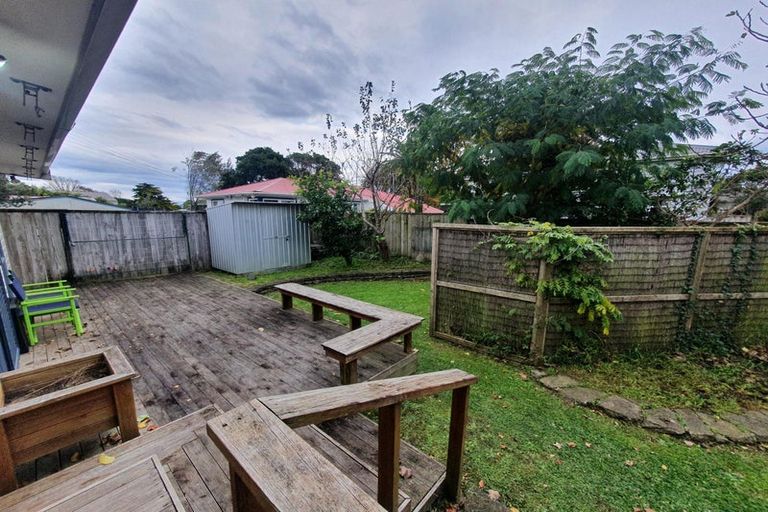 Photo of property in 18a Mckenzie Street, Levin, 5510