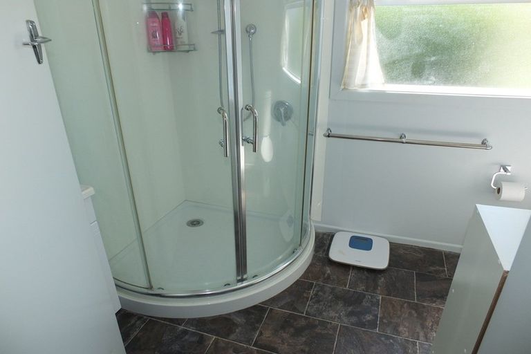 Photo of property in 9 Andrews Street, Foxton Beach, Foxton, 4815