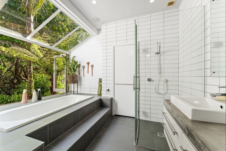 Photo of property in 92 Ashton Road, Whangateau, Warkworth, 0985