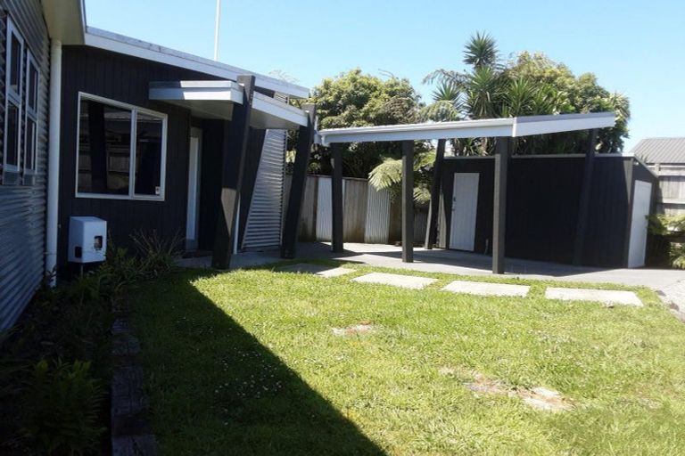 Photo of property in 4a Rahui View, Oakura, 4314