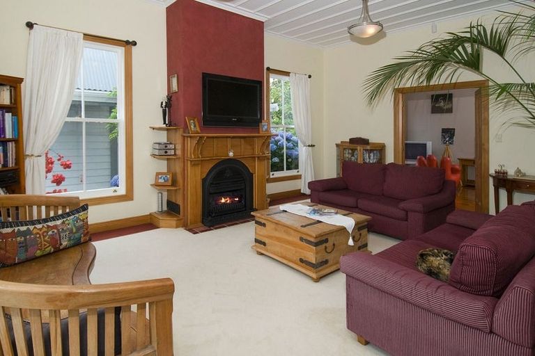 Photo of property in 46 Bradbury Road, Botany Downs, Auckland, 2010