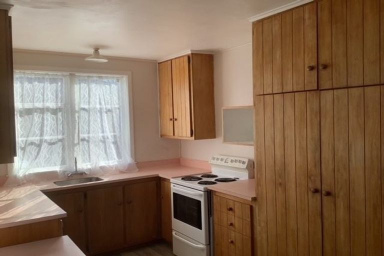 Photo of property in 125 Kings Crescent, Hutt Central, Lower Hutt, 5010